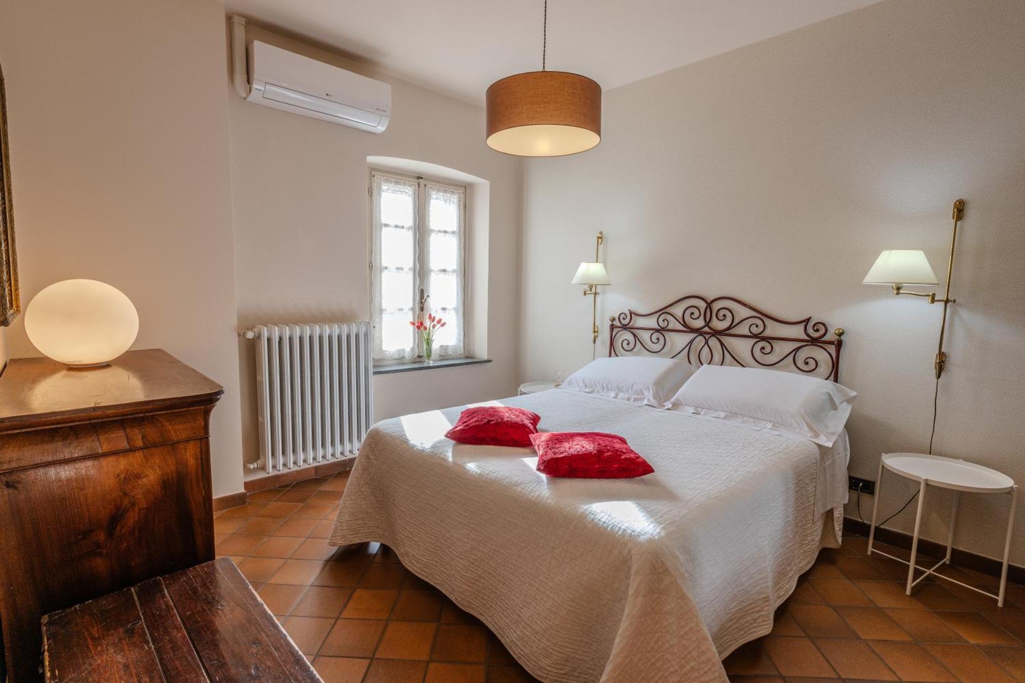 Villa La Meridiana อัลบา ภายนอก รูปภาพ