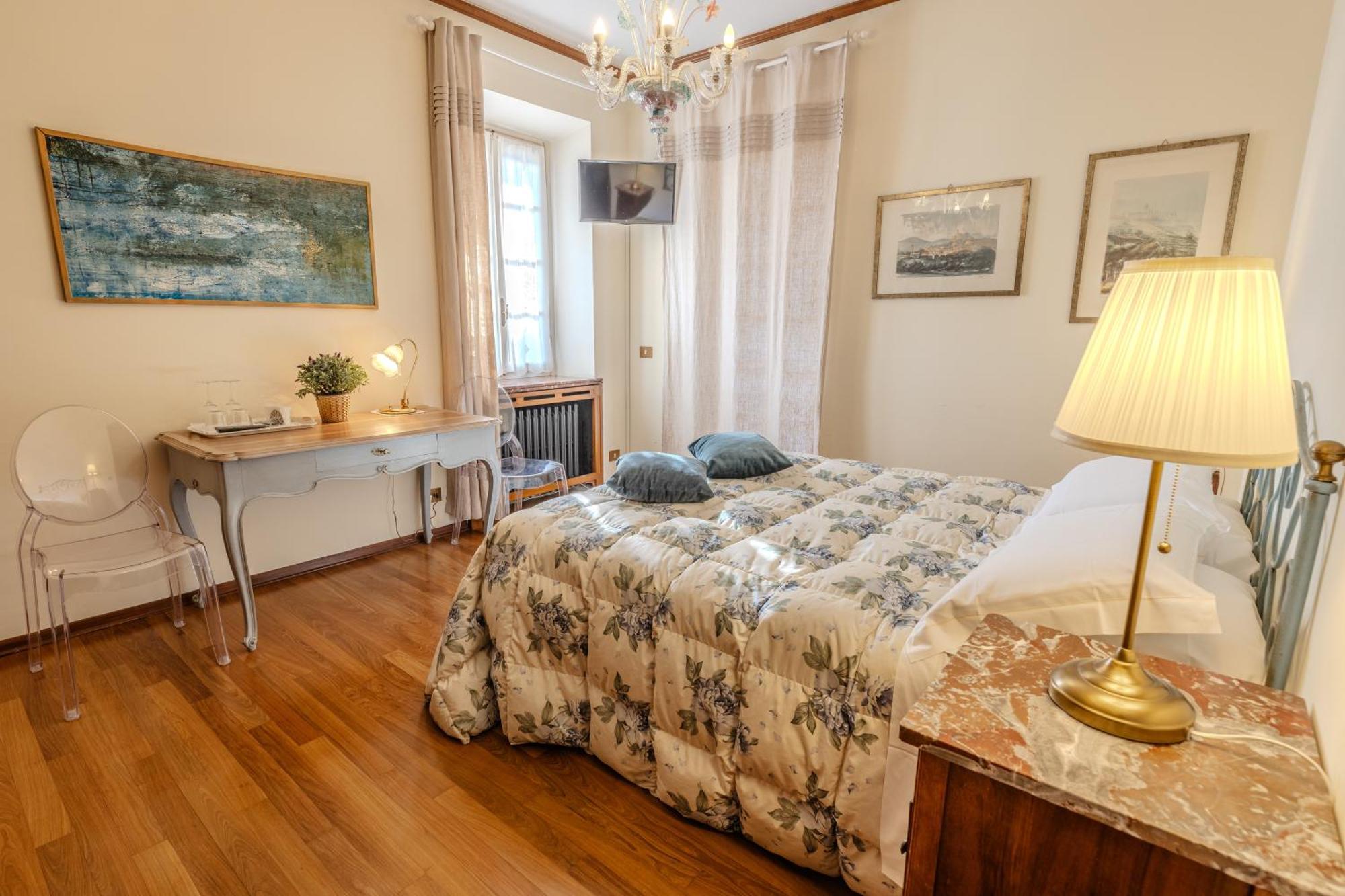 Villa La Meridiana อัลบา ภายนอก รูปภาพ